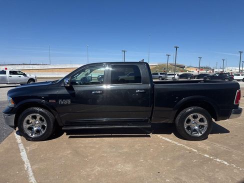 Used 2018 RAM 1500 Laramie w/ Convenience Group image 6