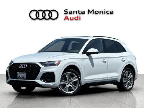 Used 2025 Audi Q5 2.0T Premium w/ Convenience Plus Package AWD/4WD image 1