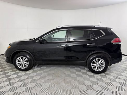 Used 2016 Nissan Rogue SV image 8