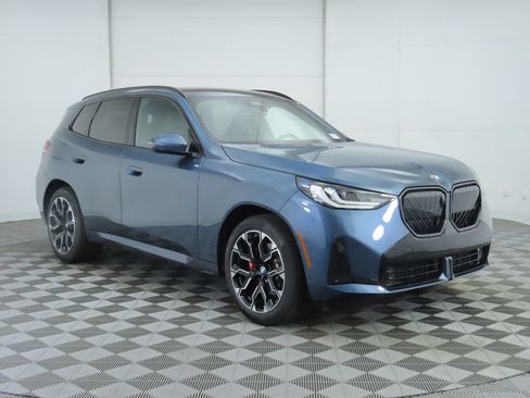 Used 2026 BMW X3 xDrive30i w/ Premium Package AWD/4WD image 3