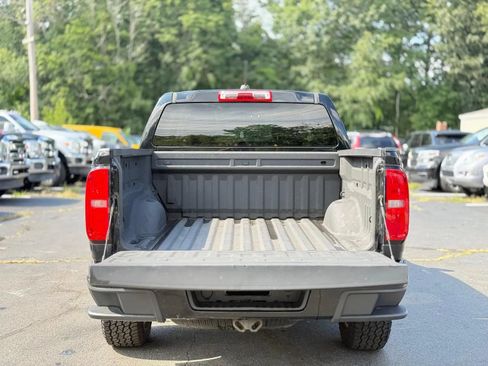 Used 2019 Chevrolet Colorado LT AWD/4WD image 8