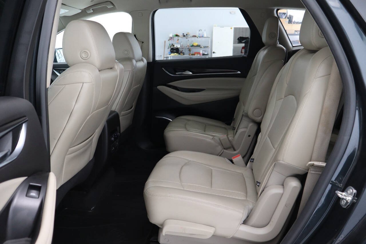 Used 2018 Buick Enclave Premium FWD image 15