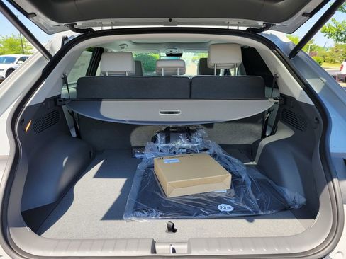 New 2024 Hyundai Ioniq 5 Limited image 16