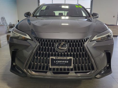 Used 2024 Lexus NX 250 FWD w/ Premium Package image 8