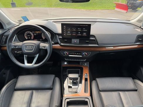 Used 2022 Audi Q5 2.0T Prestige w/ Prestige Package image 7