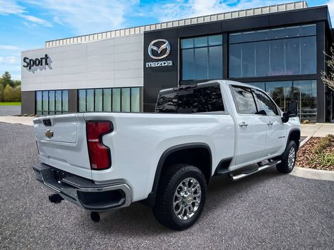 Used 2024 Chevrolet Silverado 2500 LTZ w/ LTZ Plus Package AWD/4WD image 3