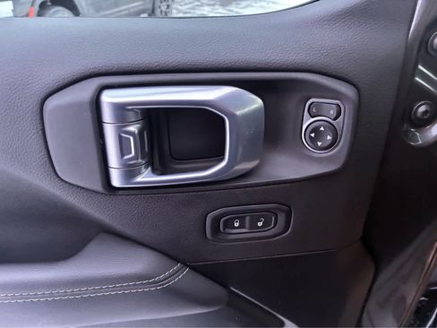 Used 2022 Jeep Gladiator Overland w/ Popular Equipment Package image 20