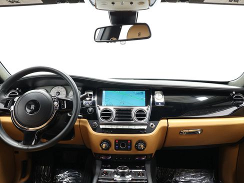 Used 2017 Rolls-Royce Ghost Series II Sedan 4D image 41