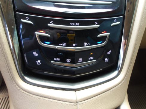 Used 2014 Cadillac CTS Luxury RWD image 25