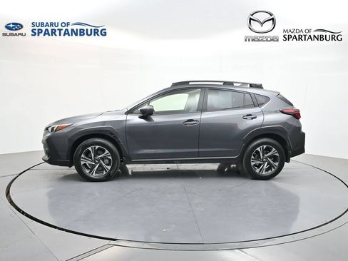 Used 2024 Subaru Crosstrek 2.0i Premium AWD/4WD image 4