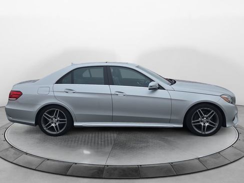 Used 2014 Mercedes-Benz E 350 4MATIC Sedan image 6