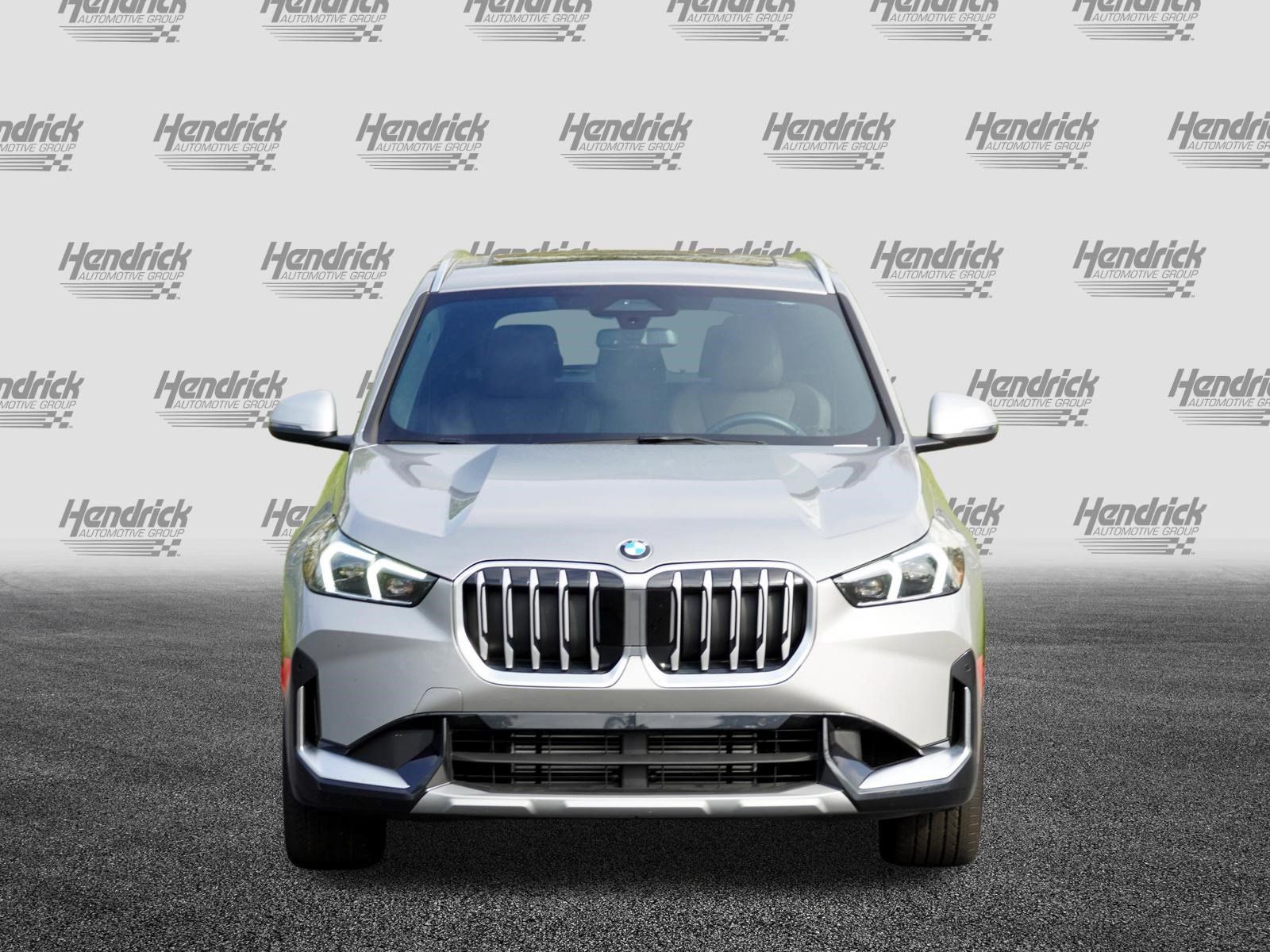 Certified 2023 BMW X1 xDrive28i w/ Convenience Package AWD/4WD image 3