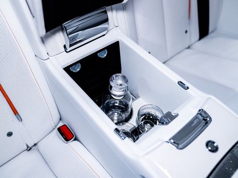 Used 2026 Rolls-Royce Phantom Sedan image 20