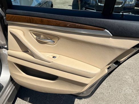 Used 2013 BMW 535i Sedan RWD image 22