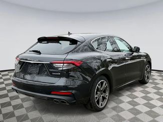 Used 2022 Maserati Levante Modena video 2