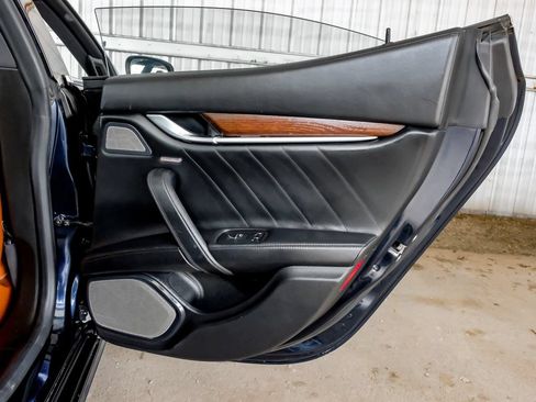 Used 2019 Maserati Ghibli S GranLusso RWD image 49
