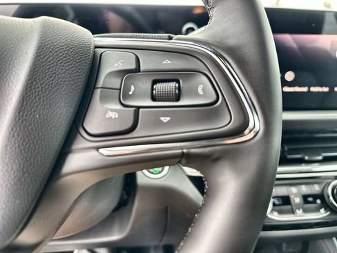 New 2026 Buick Envista Sport Touring w/ Convenience I Package FWD image 32