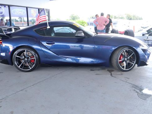 Used 2020 Toyota Supra Premium w/ Driver Assist Package RWD image 6