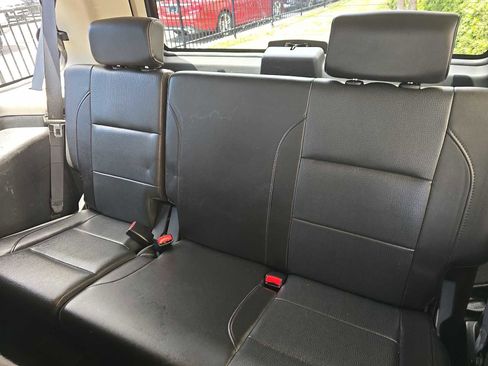 Used 2009 Nissan Armada SE w/ Premium Pkg RWD image 13