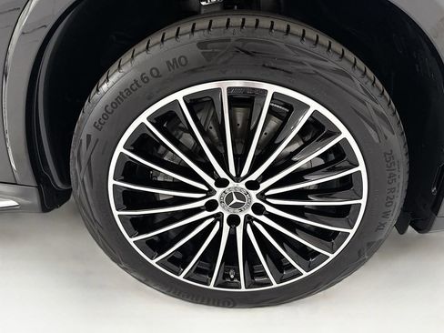 Certified 2024 Mercedes-Benz GLC 300 image 31