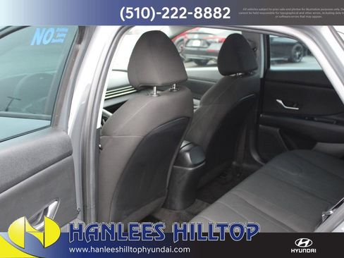 Used 2023 Hyundai Elantra Blue image 14