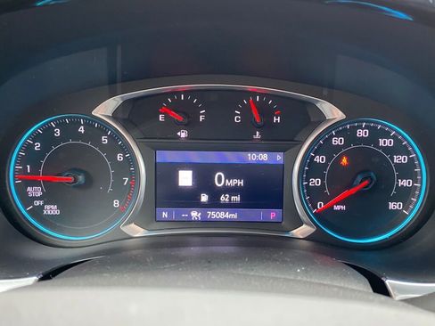 Used 2022 Chevrolet Traverse LT w/ LT Premium Package image 28