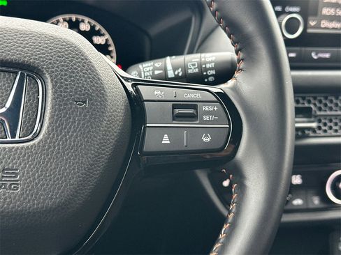 Used 2025 Honda HR-V Sport image 19