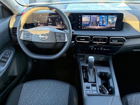 New 2026 Nissan Sentra SV image 11