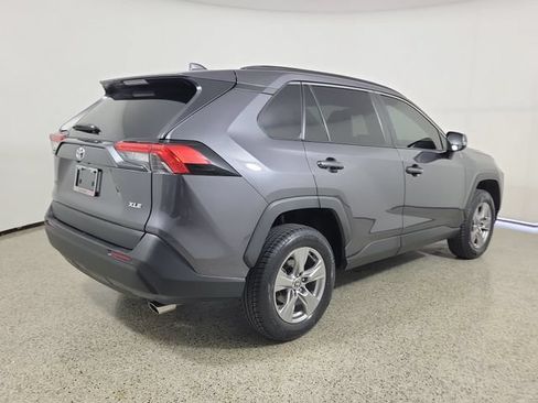 Used 2023 Toyota RAV4 XLE w/ Convenience Package FWD image 5