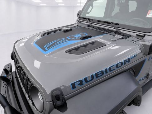 Used 2023 Jeep Wrangler Unlimited Rubicon 4xe AWD/4WD image 10