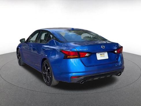 Used 2025 Nissan Altima 2.5 SR image 11