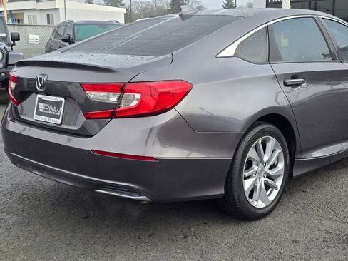 Used 2019 Honda Accord LX image 9