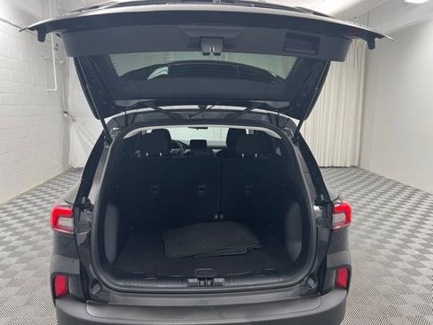 Used 2025 Ford Escape Active w/ Cold Weather Package AWD/4WD image 8