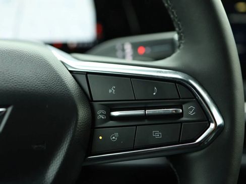 Used 2026 Chevrolet Equinox LT w/ Convenience Package II image 21