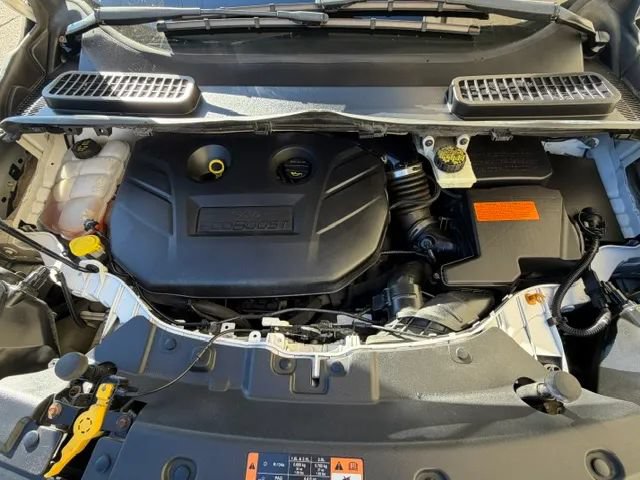Used 2014 Ford Escape SE FWD image 38
