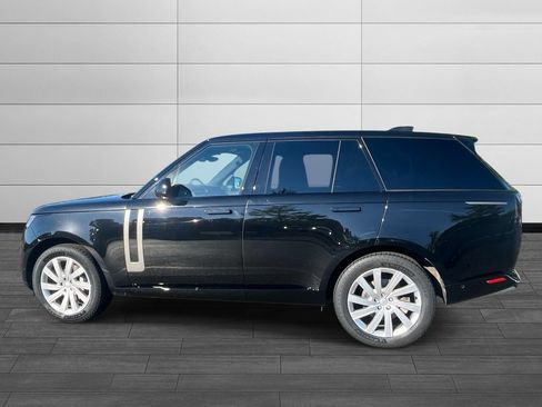 Certified 2023 Land Rover Range Rover SE AWD/4WD image 2