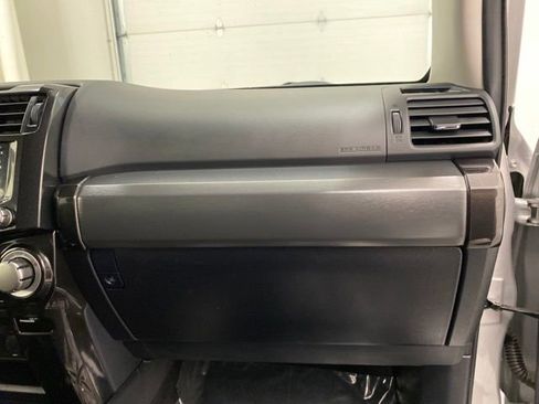 Used 2024 Toyota 4Runner TRD Off-Road Premium image 40