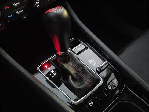 Used 2022 Jeep Compass Trailhawk image 16