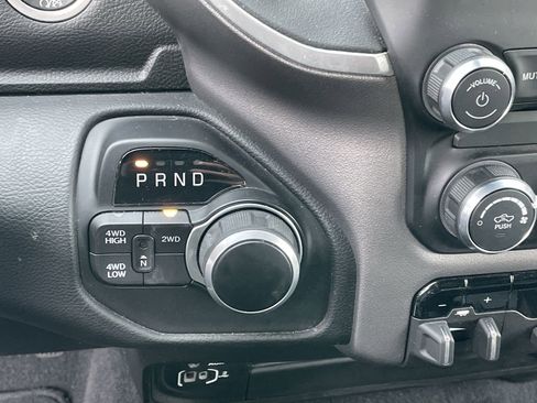 Used 2024 RAM 2500 Big Horn w/ Bed Utility Group image 19