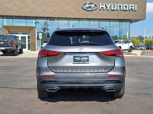 Used 2021 Mercedes-Benz GLA 250 4MATIC image 4