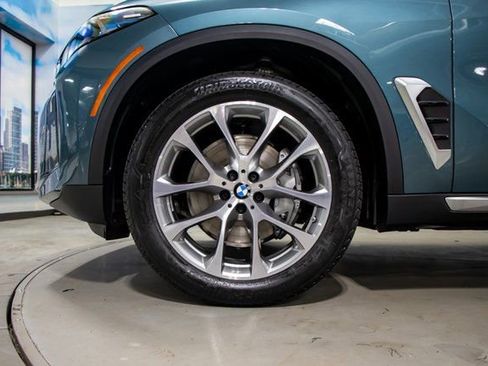 Certified 2024 BMW X5 xDrive40i w/ Premium Package image 7