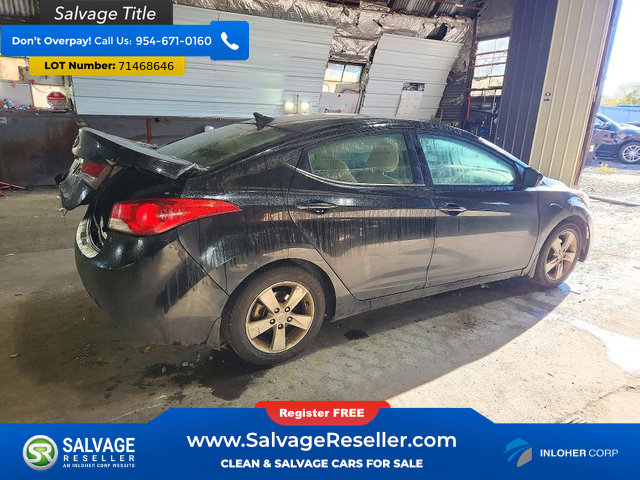 Used 2013 Hyundai Elantra GLS w/ Preferred Pkg FWD image 4