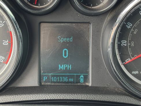 Used 2015 Buick Encore FWD image 17