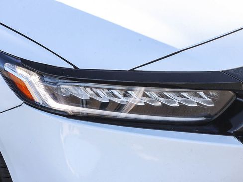 Used 2022 Honda Accord Sport image 4
