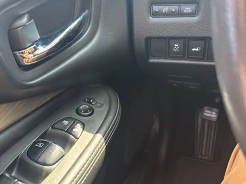 Used 2017 Nissan Murano SL AWD/4WD image 21