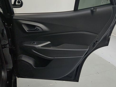 Used 2025 Chevrolet Trax ACTIV w/ Driver Confidence Package FWD image 21