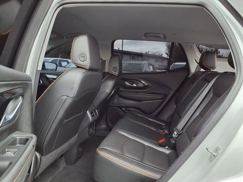 Used 2024 GMC Terrain AT4 w/ Infotainment Package II image 29