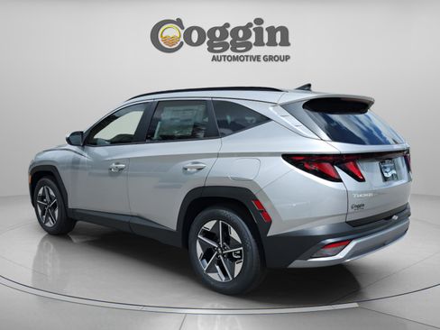 New 2026 Hyundai Tucson SEL FWD image 3