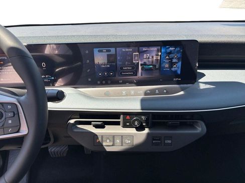 New 2026 Nissan Leaf w/ Floor Mat Package (S+) FWD image 19