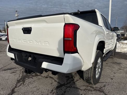 New 2026 Toyota Tacoma SR5 image 10